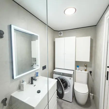 Διαμέρισμα Modern Beachside 2-bed In Centre